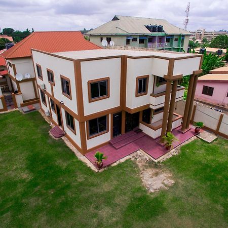 Indigo Cottage And Apartment Kumasi Eksteriør billede