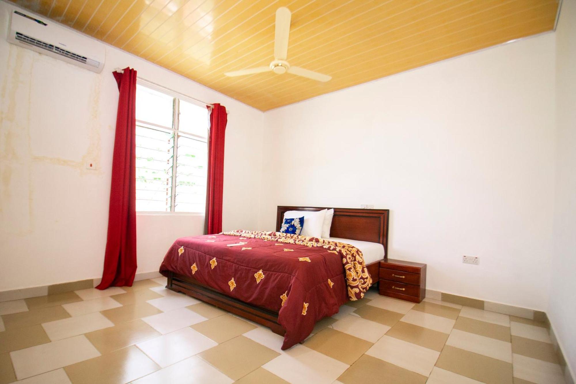Indigo Cottage And Apartment Kumasi Eksteriør billede