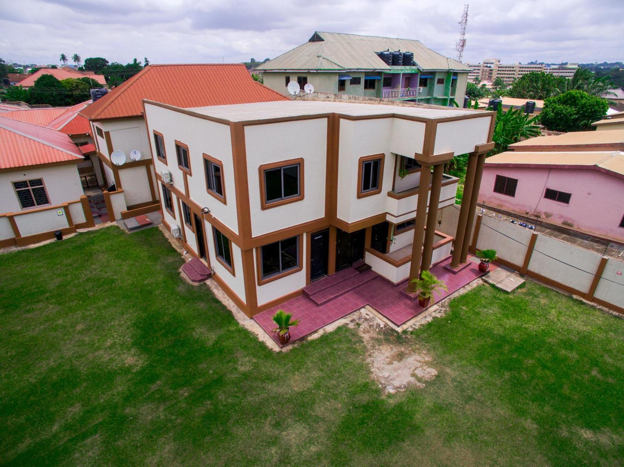 Indigo Cottage And Apartment Kumasi Eksteriør billede